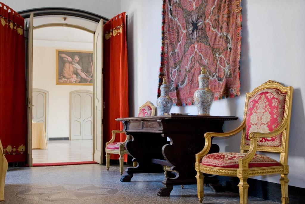 Castello Di Rocca Grimalda Guest House Exterior foto