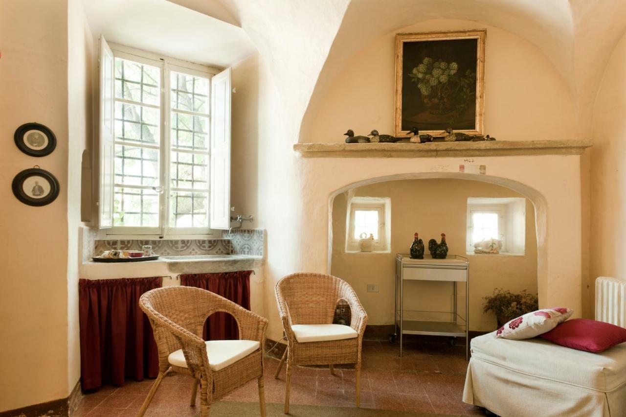 Castello Di Rocca Grimalda Guest House Exterior foto